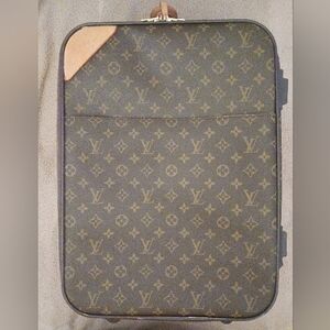 Louis Vuitton Pegase Light 55 Brown Luggage